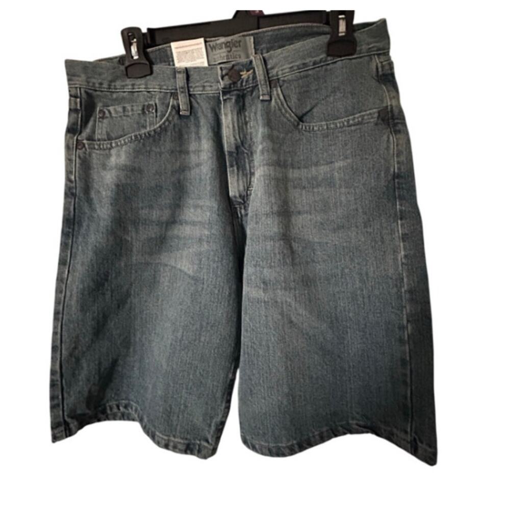 Wrangler Authentics Men’s Size 32 Relaxed Fit Denim Shorts Cotton Jean Shorts